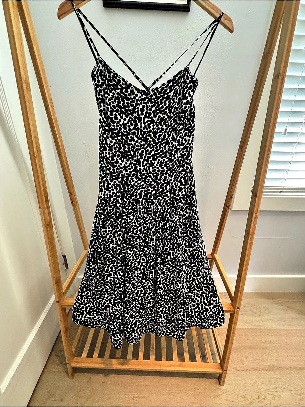 Banana Republic Animal Print Maxi Dress in Black & White Size 2P Like New